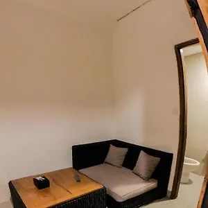 Dbeds Kuta Hostal Kuta Lombok